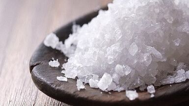 Salt lotions for the treatment of lumbar osteochondrosis